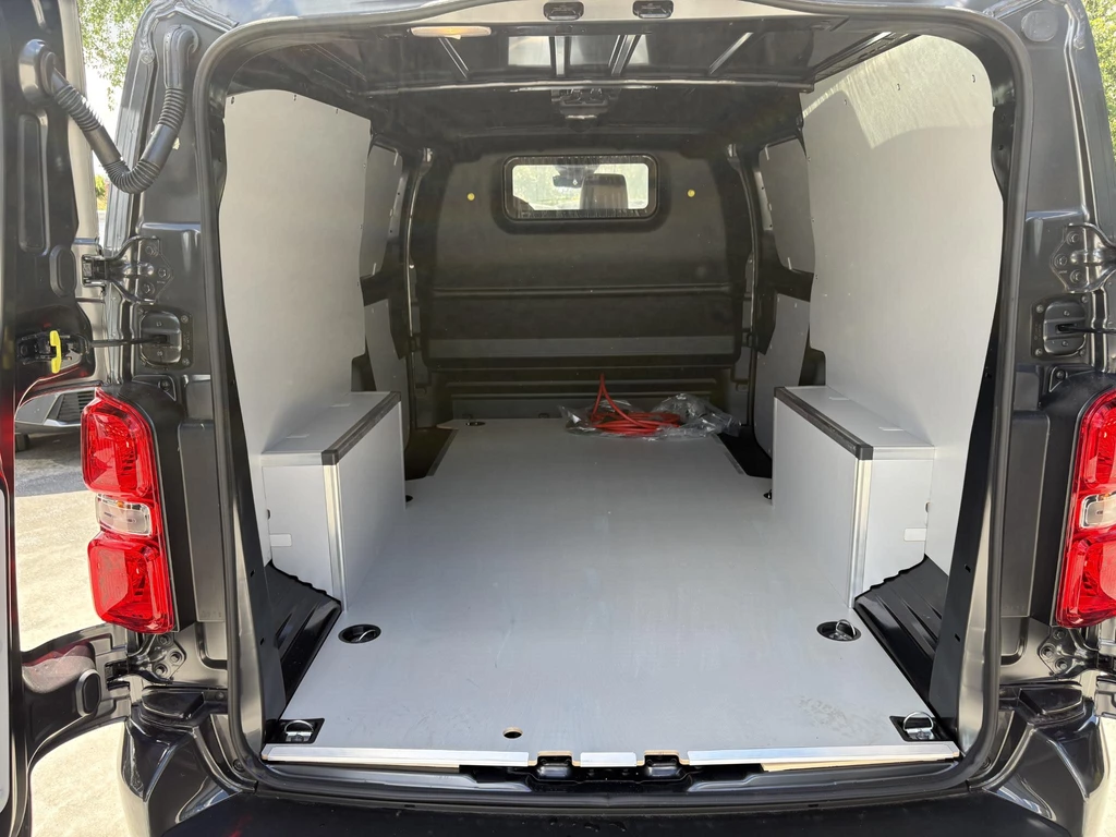 Peugeot e-Expert – foto 26