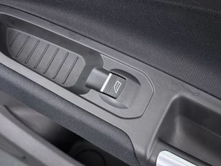 Ford C-MAX – thumbnail 44
