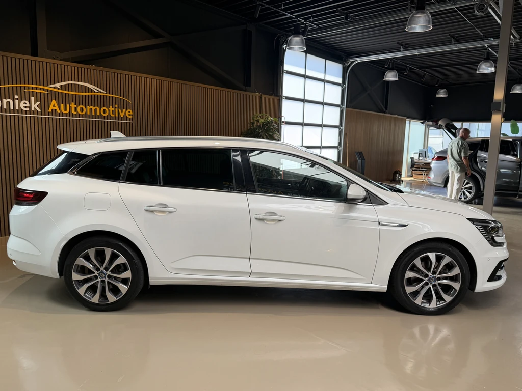 Renault Megane E-Tech – foto 10