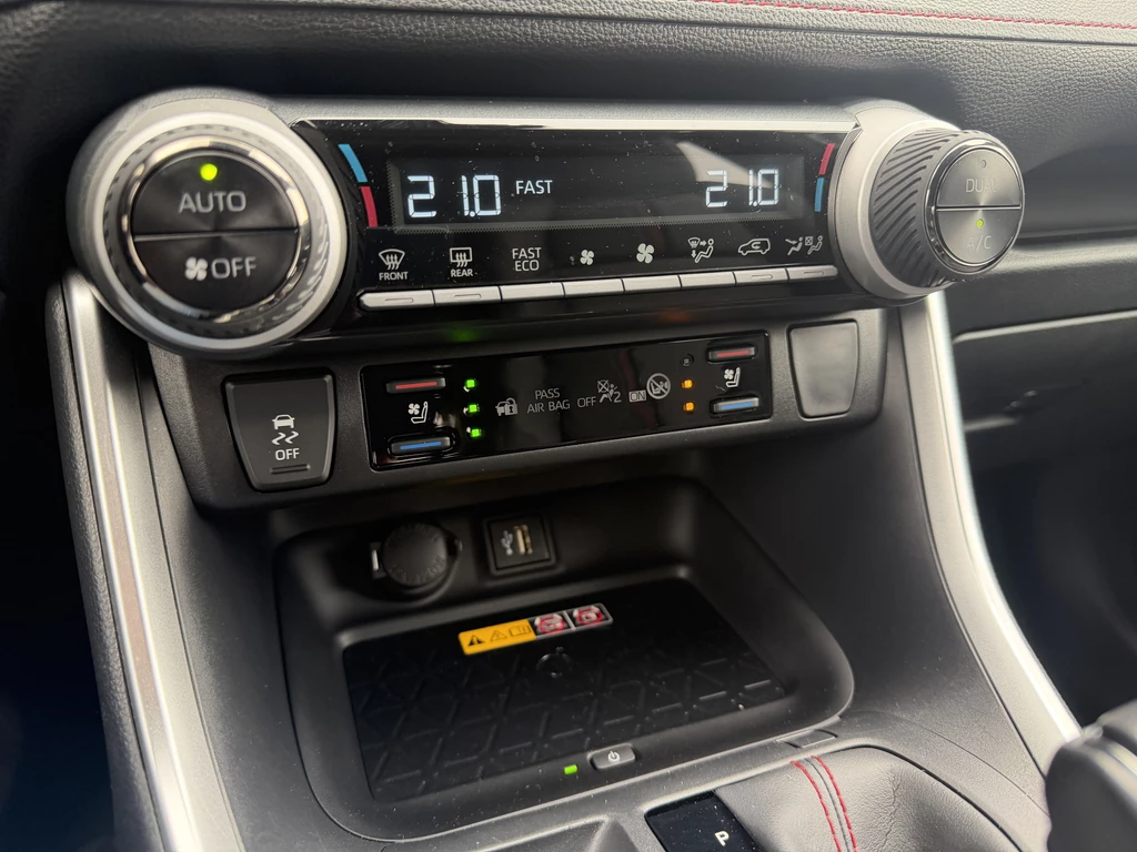 Toyota RAV4 – foto 22