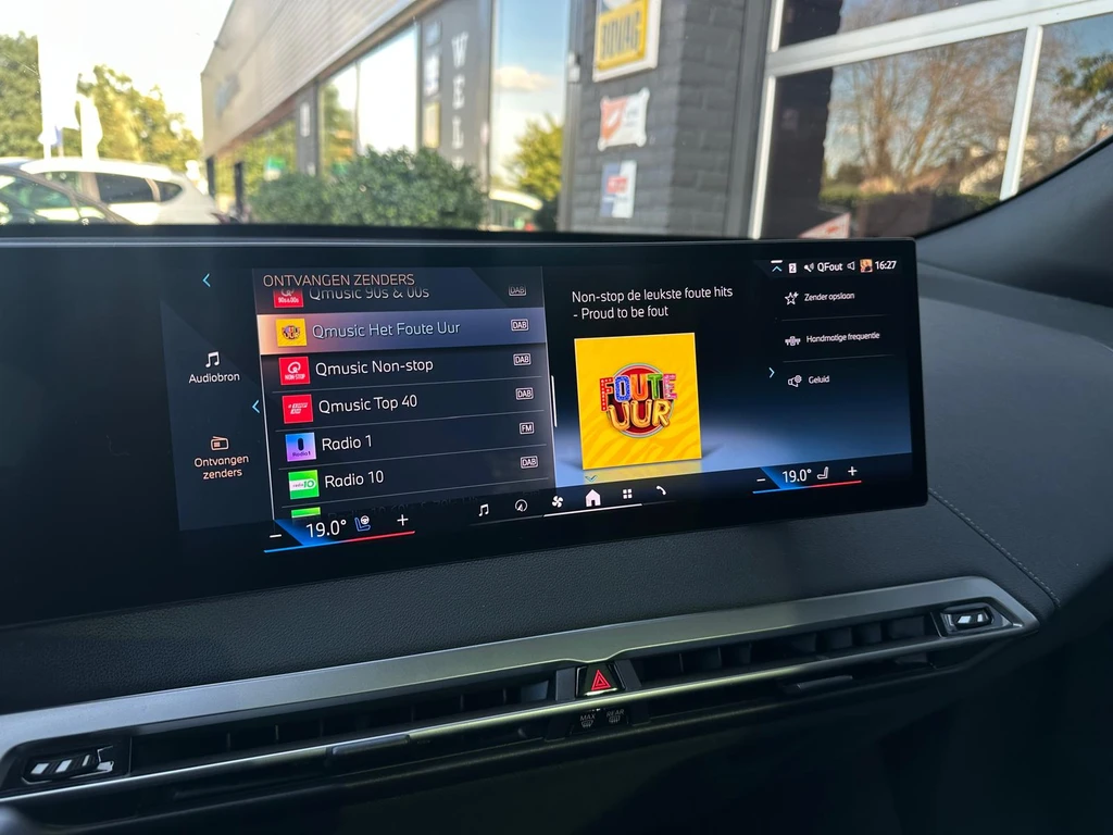 BMW iX – foto 19