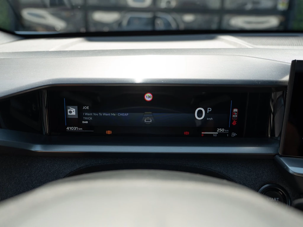 Opel Grandland – foto 32