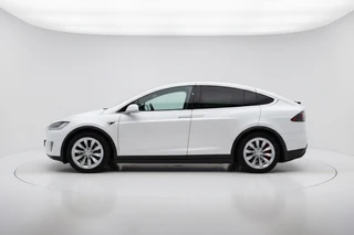 Tesla Model X – thumbnail 2