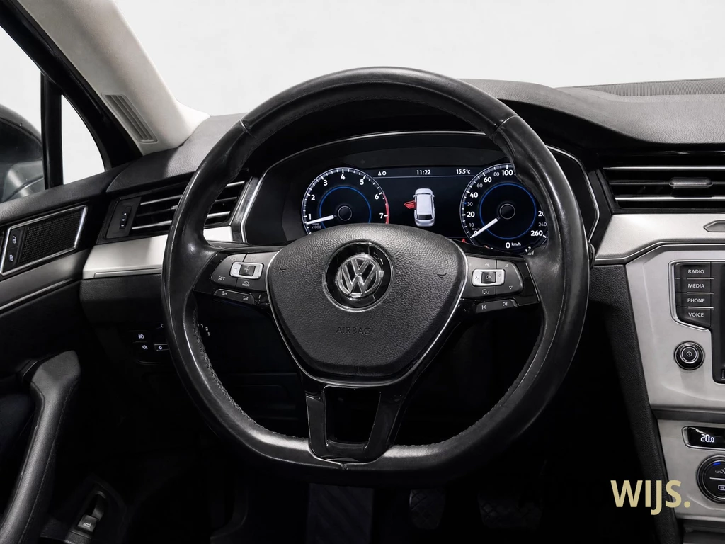 Volkswagen Passat – foto 19