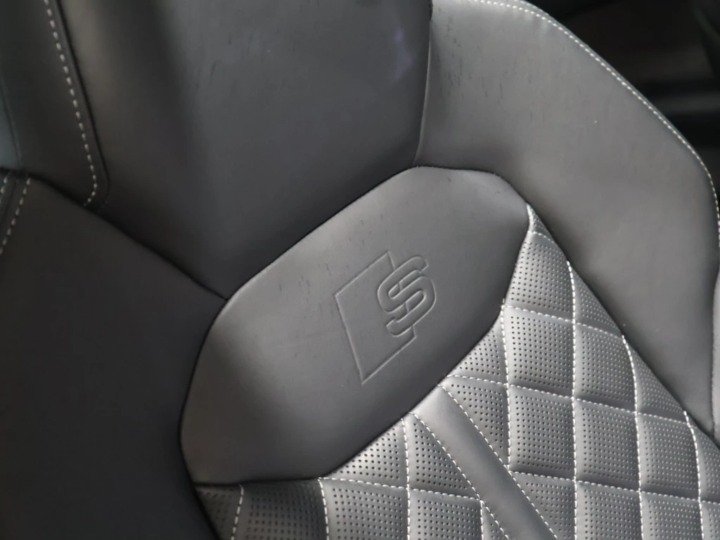Audi Q7 – foto 11
