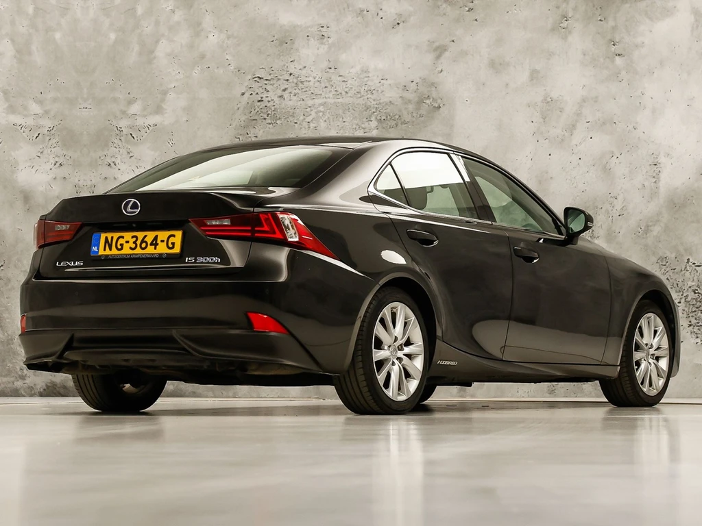 Lexus IS – foto 6