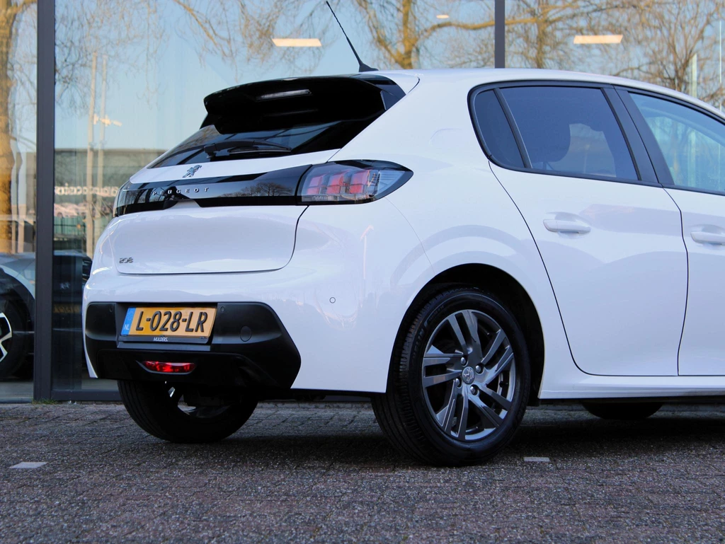 Peugeot 208 – foto 4