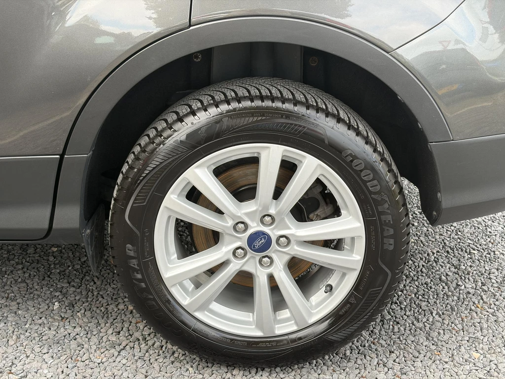 Ford Kuga – foto 34