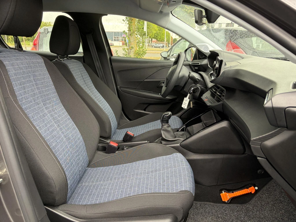 Peugeot 208 – foto 9