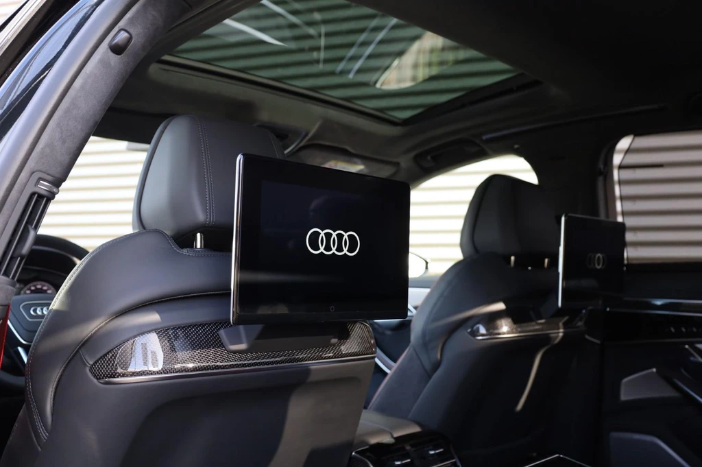 Audi S8 – foto 23