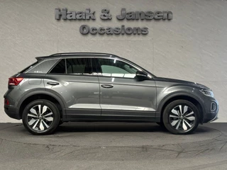 Volkswagen T-Roc – thumbnail 5