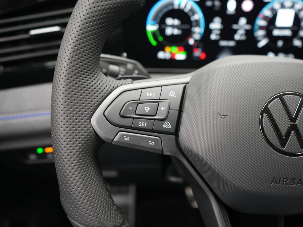 Volkswagen Tiguan – foto 15