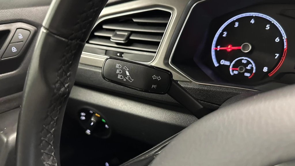 Volkswagen T-Roc – foto 31