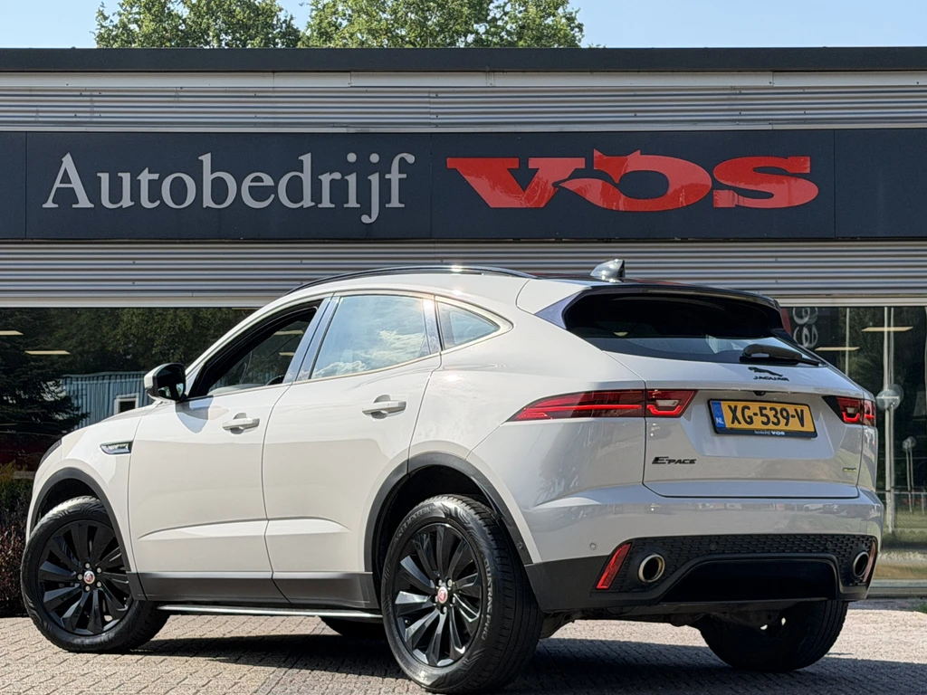 Jaguar E-PACE – foto 3