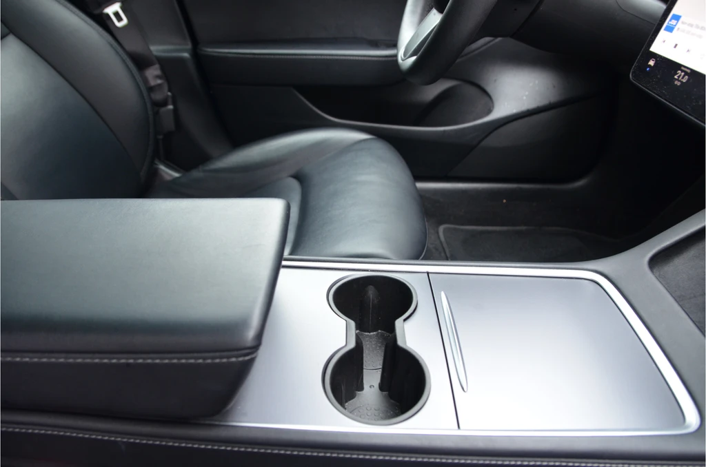 Tesla Model 3 – foto 8