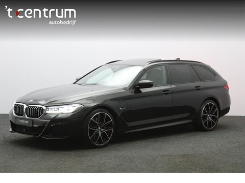 BMW 5 Serie Touring 530e 293 PK Business Edition Plus PHEV, Individual Int. Panoramadak, Adap. Cruise Control
