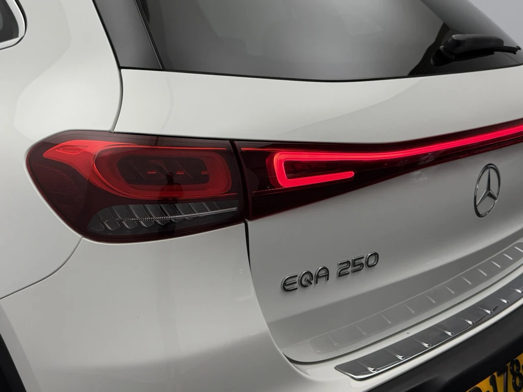 Mercedes-Benz EQA – foto 26