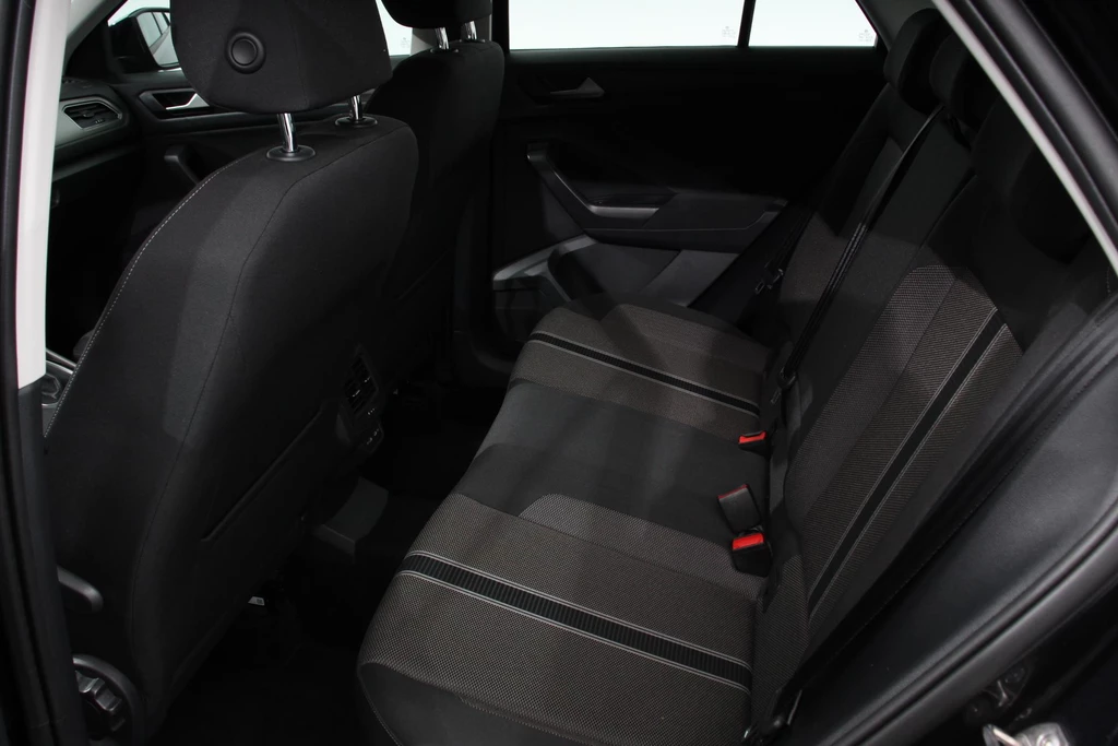 Volkswagen T-Roc – foto 9
