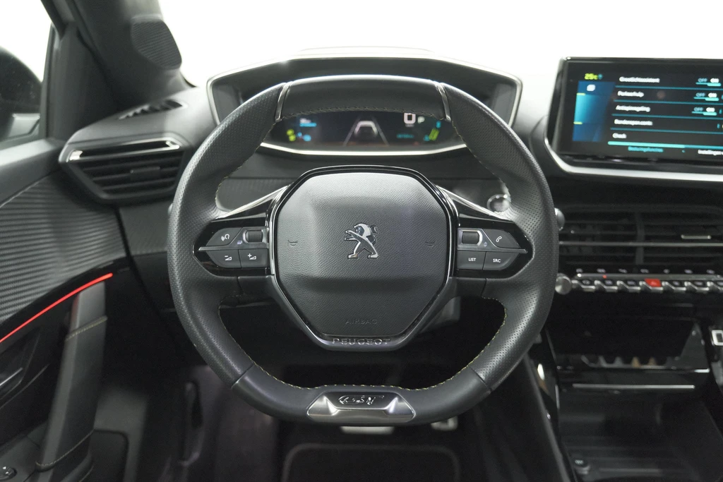 Peugeot e-208 – foto 31