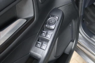Ford Kuga – thumbnail 52