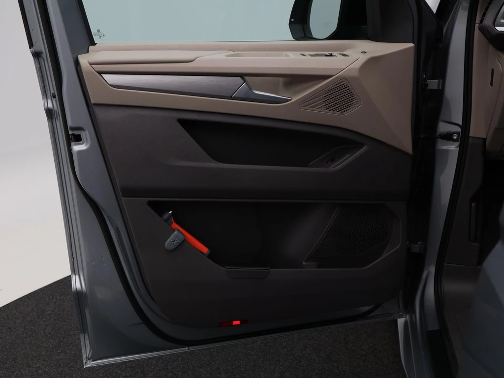 Volkswagen Multivan – foto 17