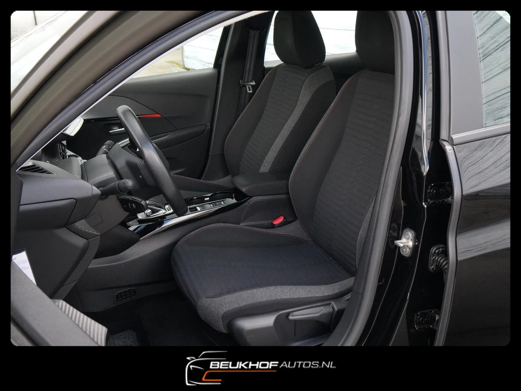 Peugeot e-208 – foto 19