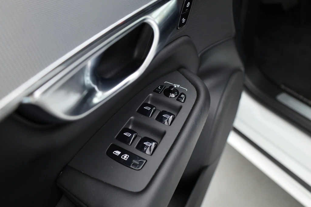 Volvo XC90 – foto 18