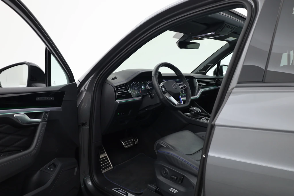 Volkswagen Touareg – foto 9