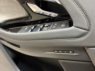 Land Rover Range Rover Evoque – thumbnail 25