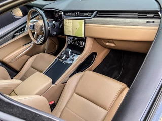 Jaguar F-PACE – thumbnail 18