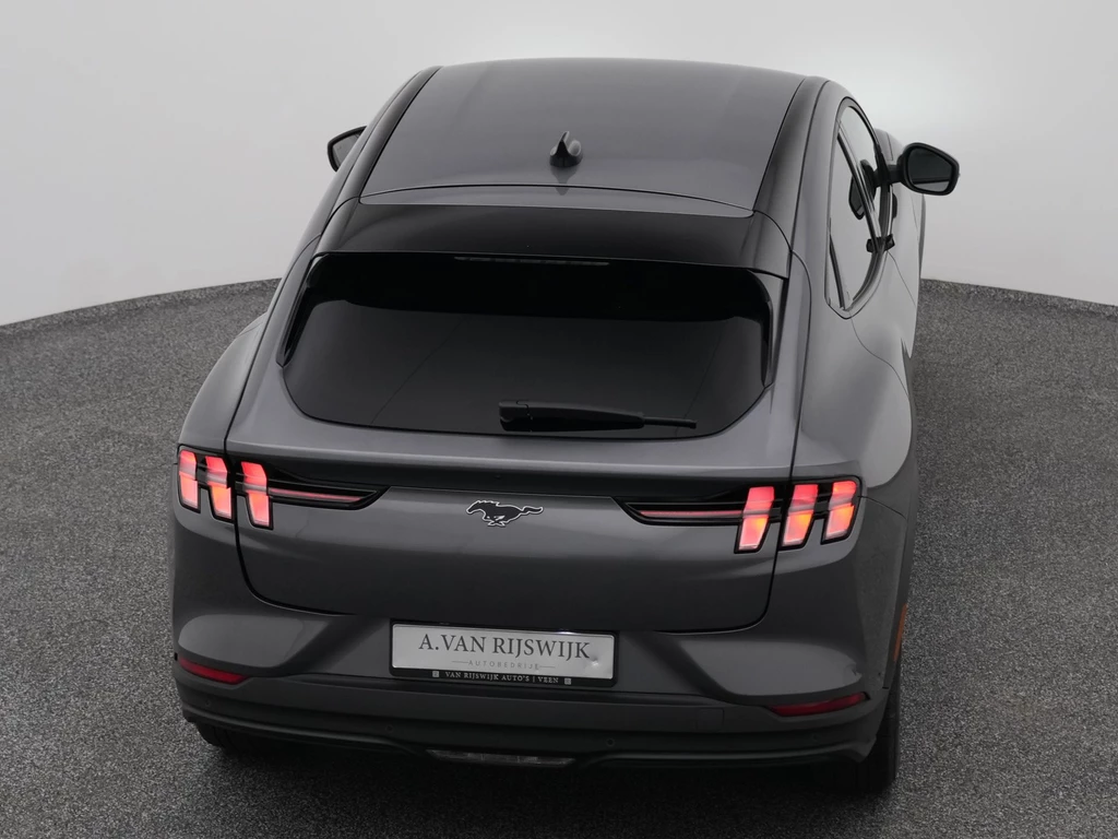 Ford Mustang Mach-E – foto 8