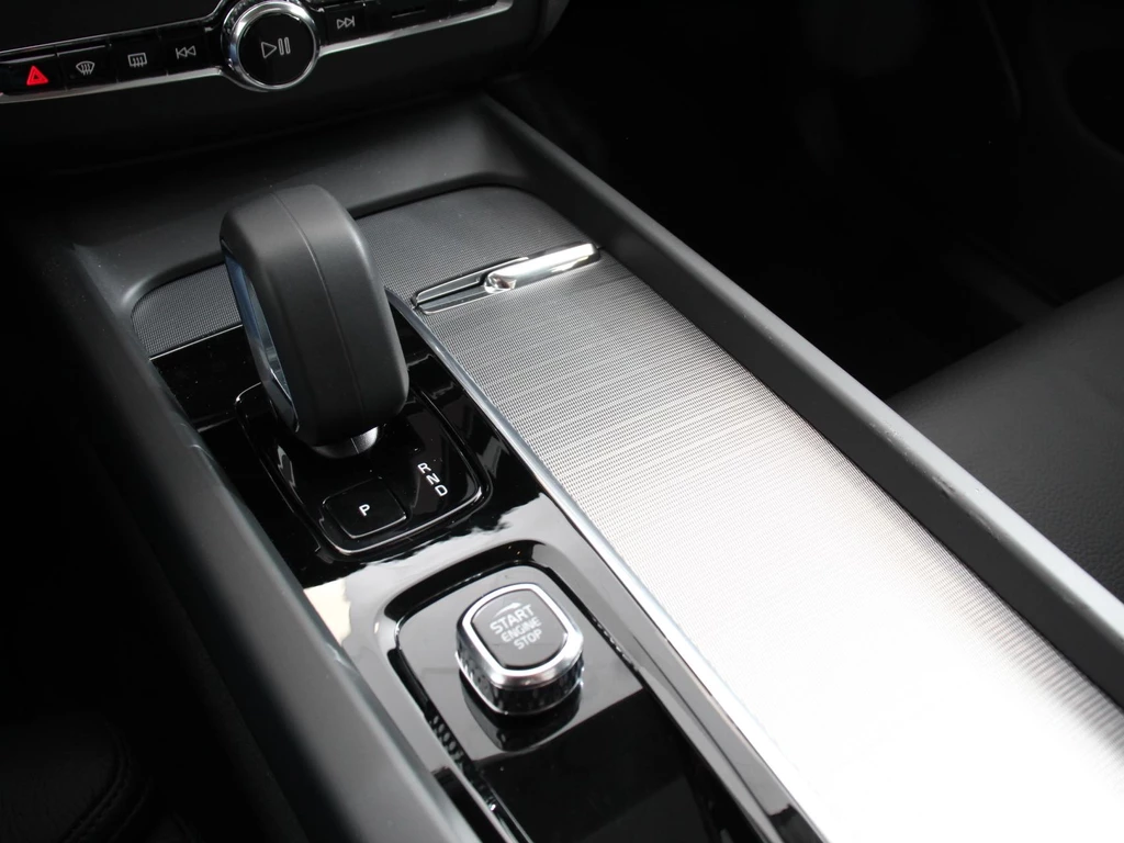 Volvo XC60 – foto 16