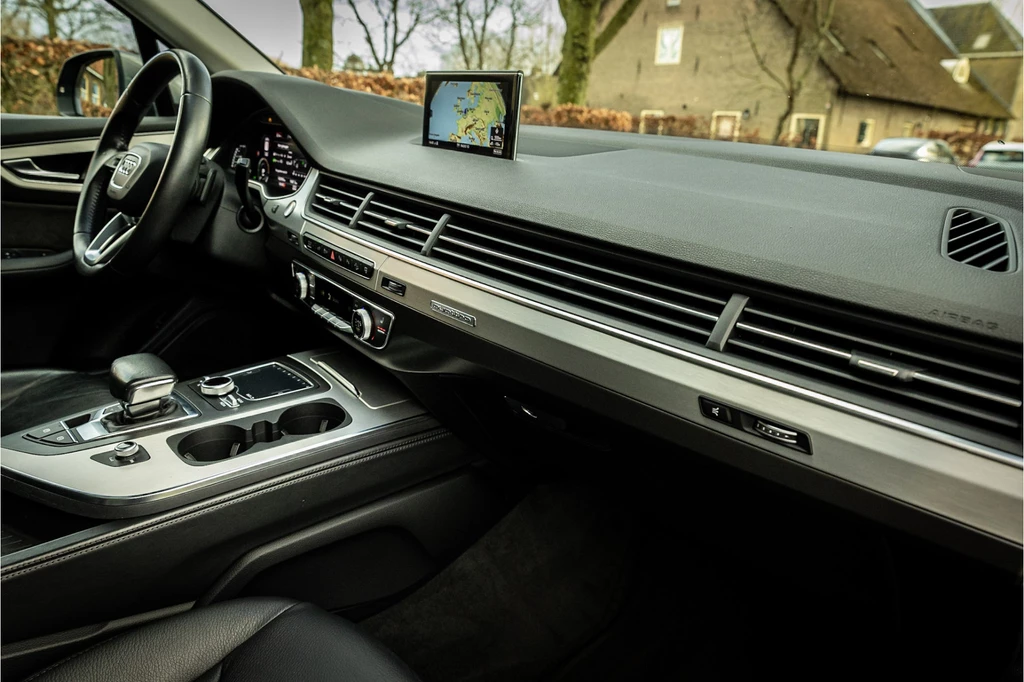 Audi Q7 – foto 17
