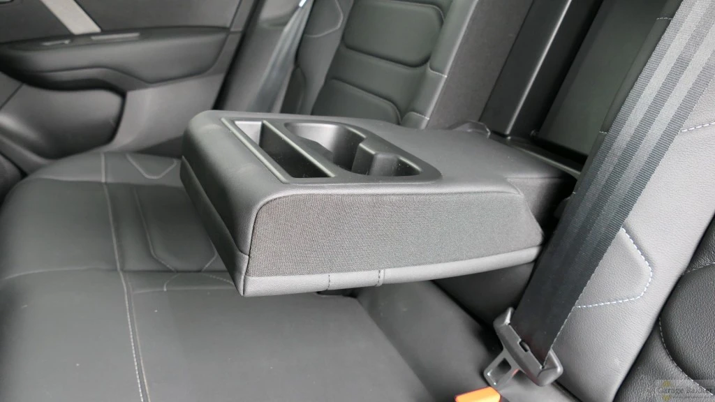 Citroën C4 X – foto 27