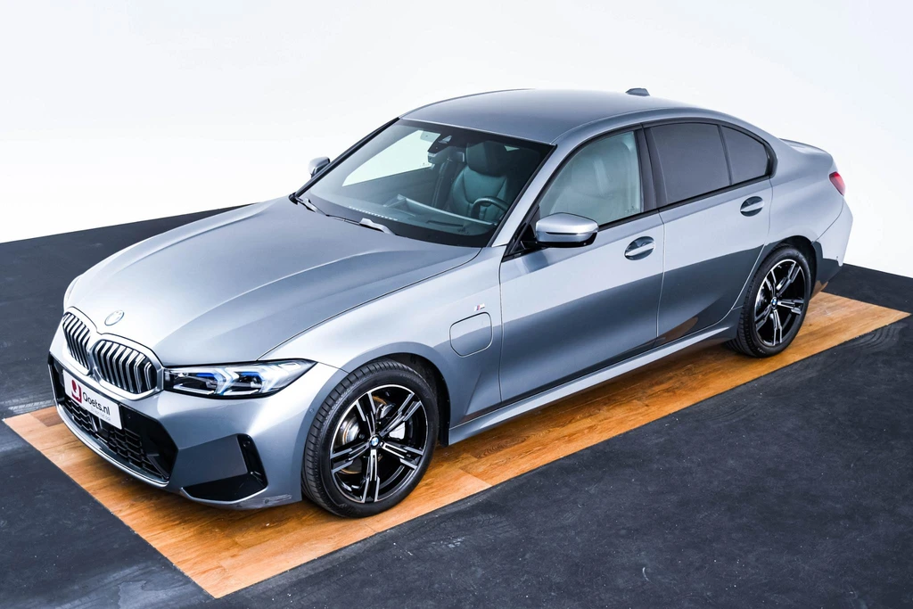 BMW 3 Serie – foto 4