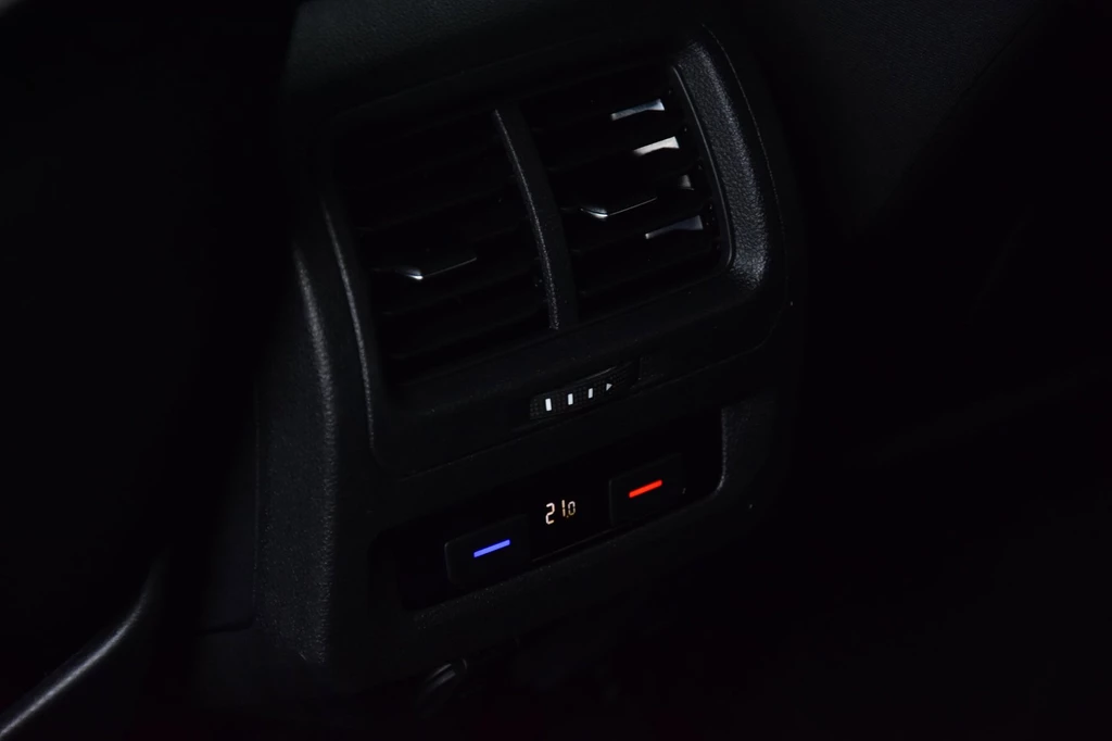 Volkswagen Touran – foto 18