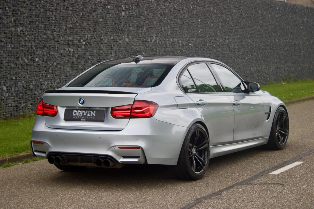 BMW M3 – foto 6