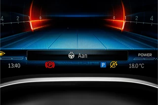 Mercedes-Benz SL – thumbnail 25