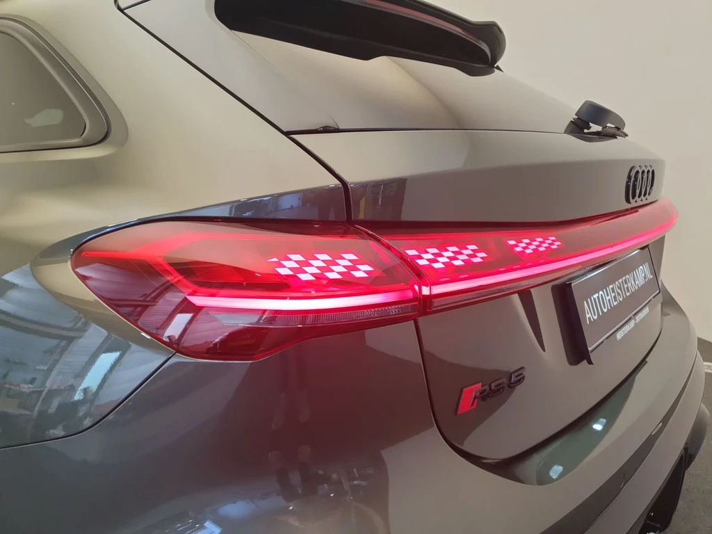 Audi RS5 – foto 12