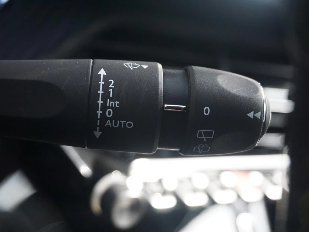 Peugeot e-2008 – foto 23