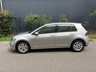 Volkswagen Golf – thumbnail 4
