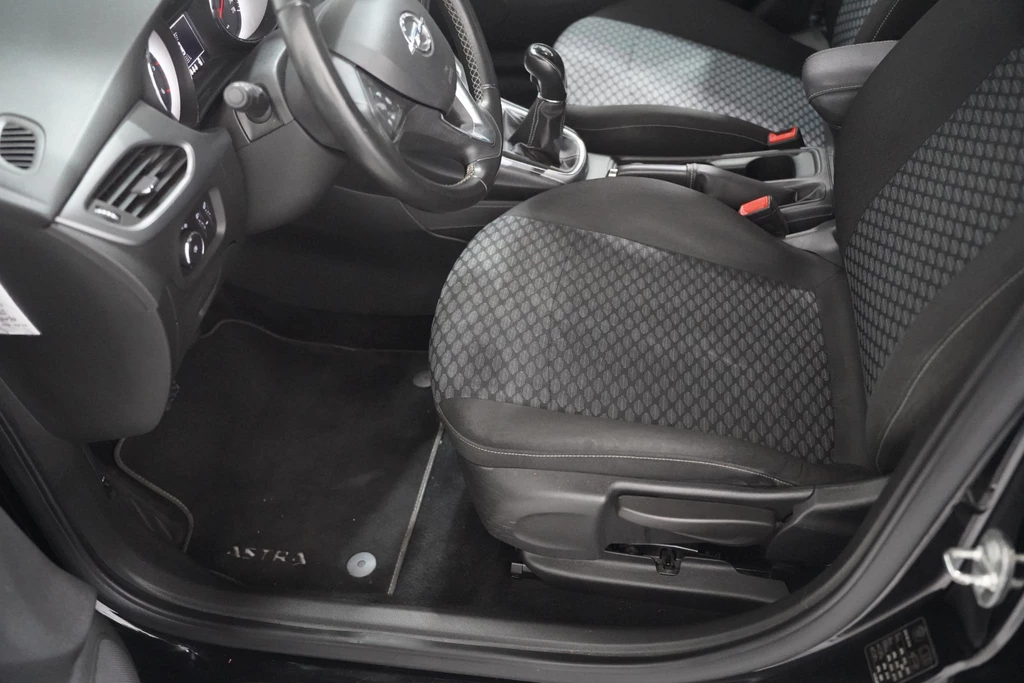 Opel Astra – foto 22