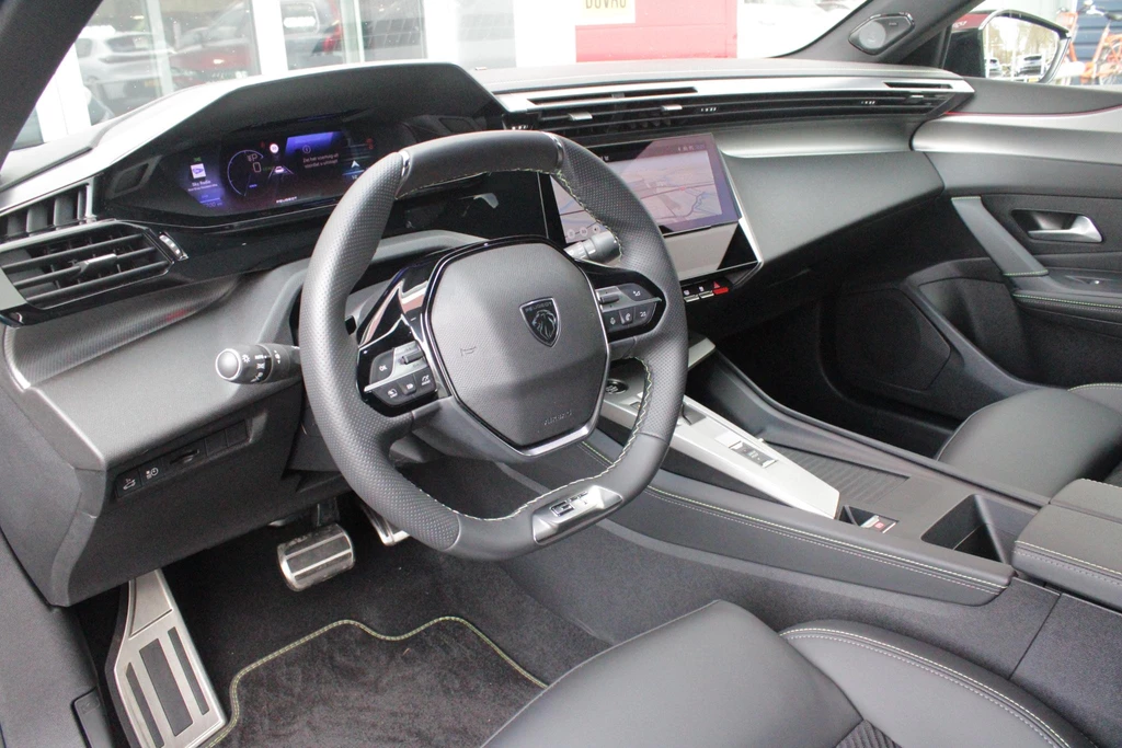 Peugeot 408 – foto 12