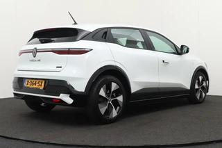 Renault Megane E-Tech – thumbnail 4
