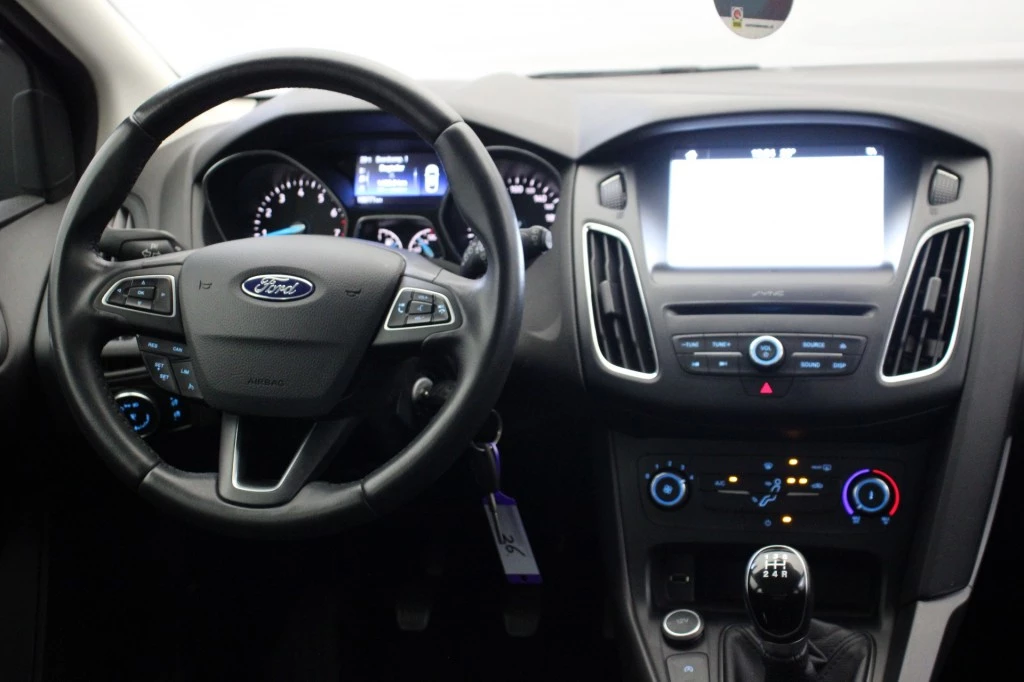 Ford Focus – foto 22