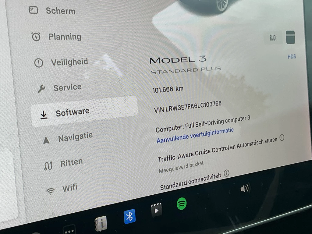 Tesla Model 3 – foto 12