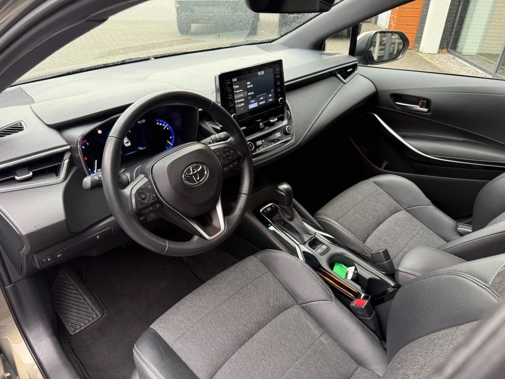 Toyota Corolla Touring Sports – foto 21