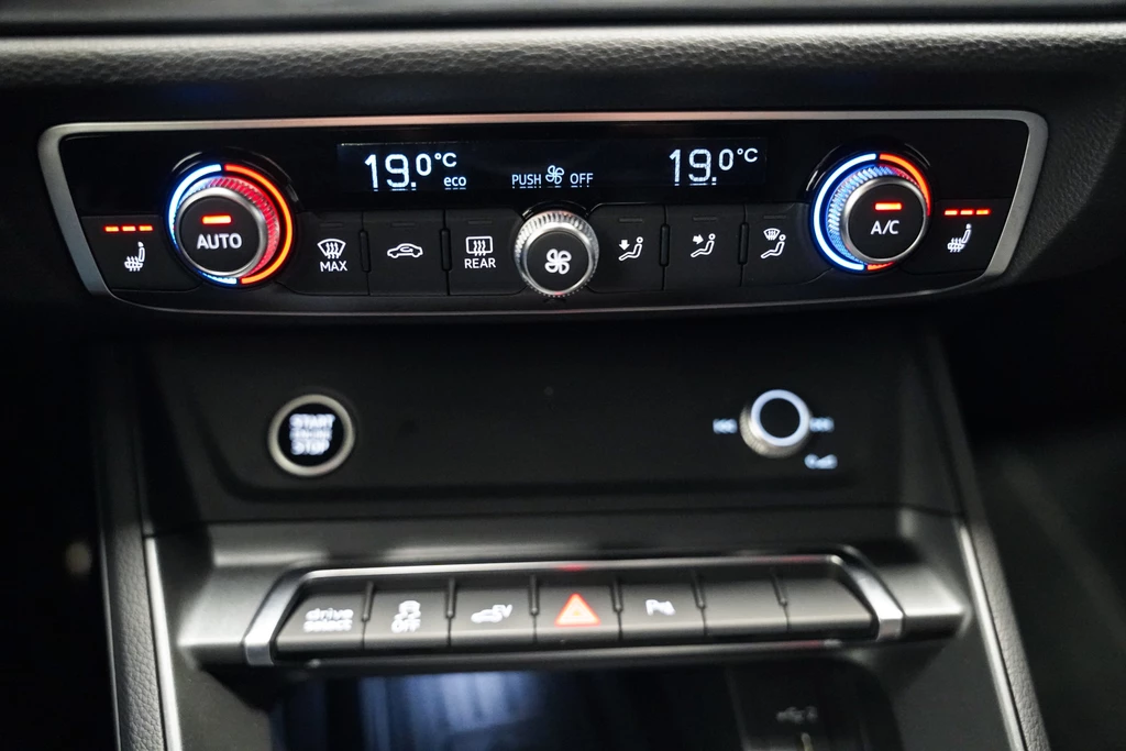 Audi Q3 – foto 12
