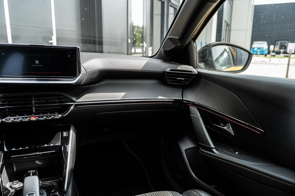 Peugeot 208 – foto 13