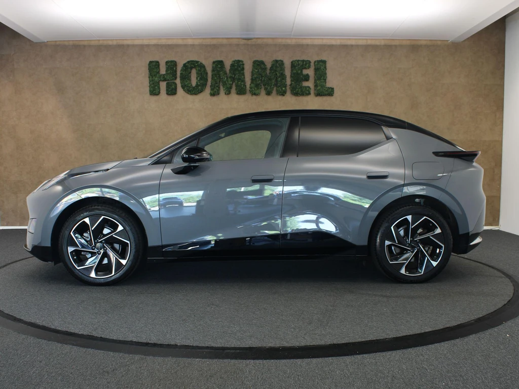 Lynk & Co 02 – foto 3
